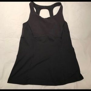 Lululemon workout shirt
